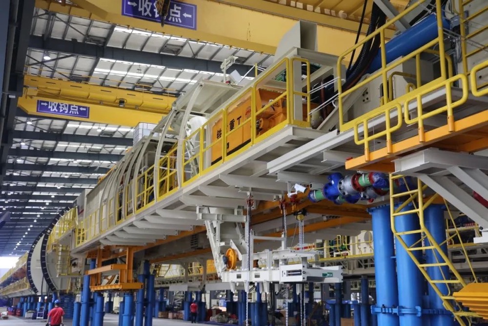 1691306073622129.jpg 02.jpg