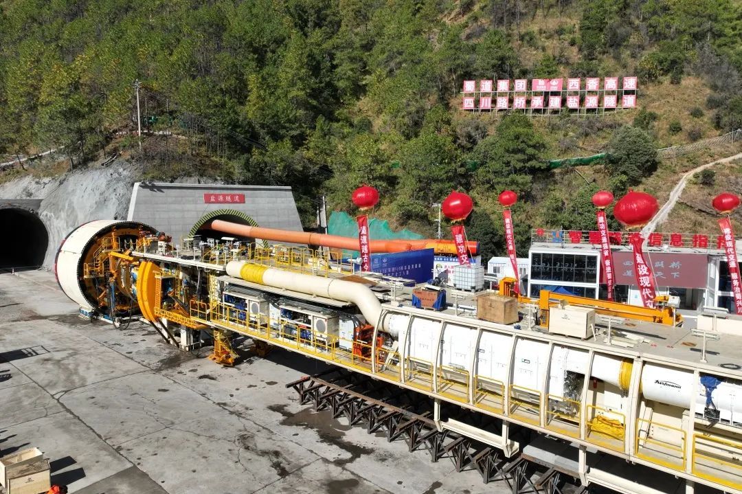 1699837965229740.jpg 4.jpg