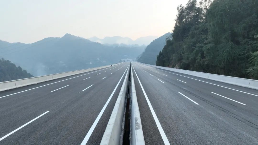 1700795068783008.jpg 1.jpg