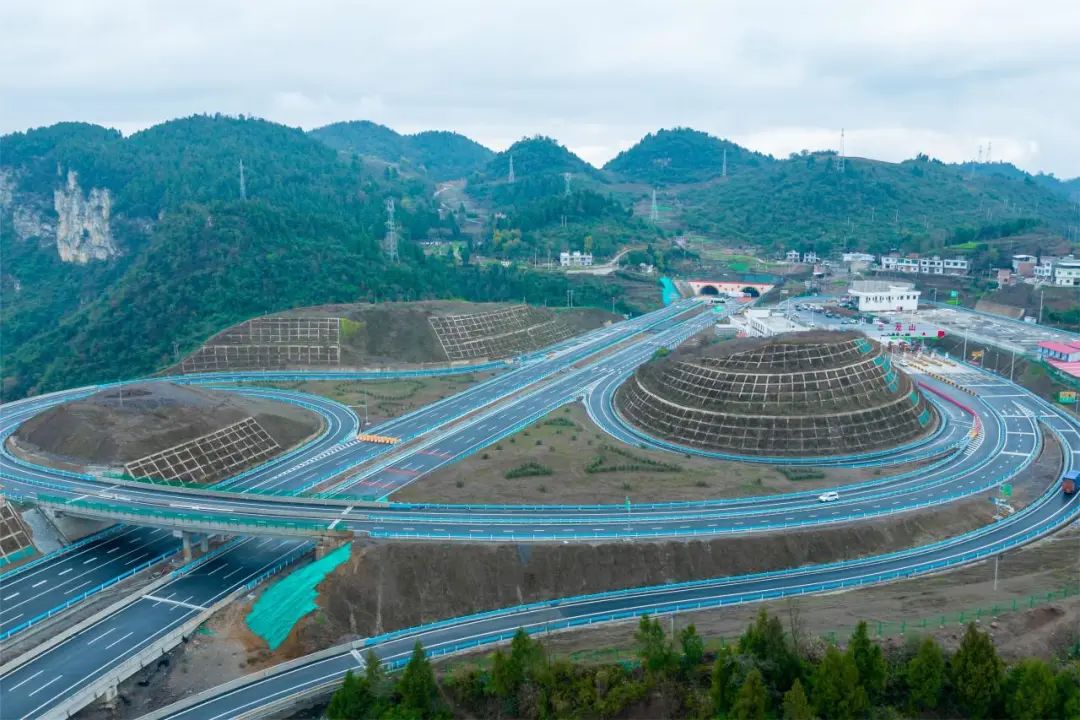 1707446848413965.jpg 4.jpg